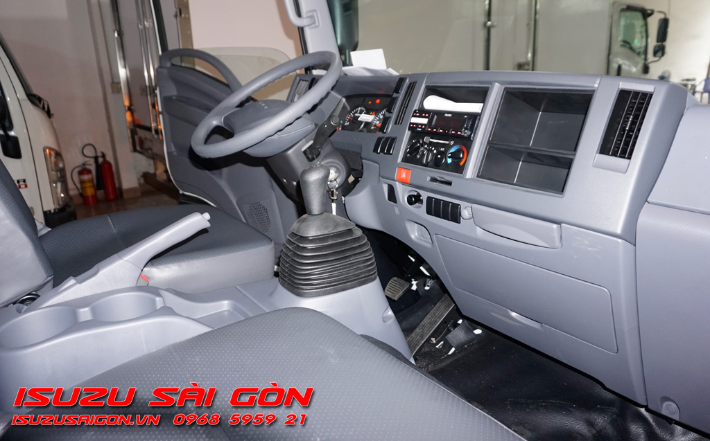 Xe Tải Isuzu 3T5 NPR400 10